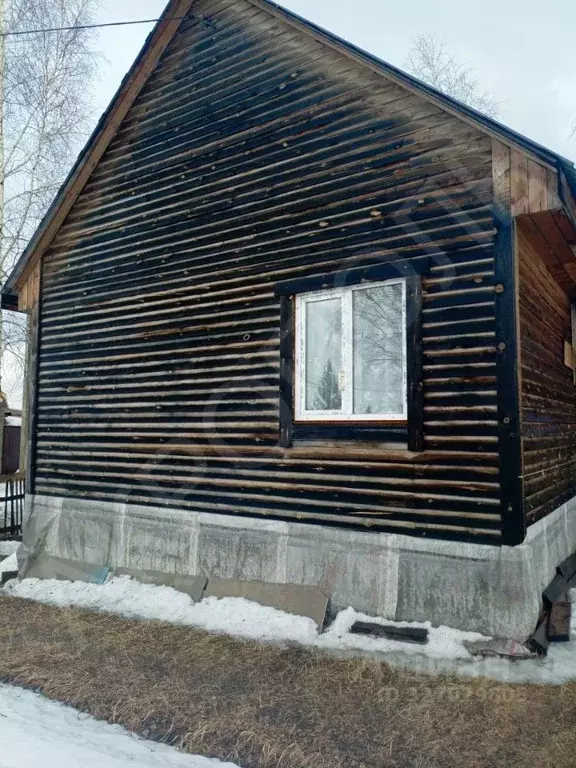 Дом в Красноярский край, Красноярск городской округ, пос. Минино ул. ... - Фото 1