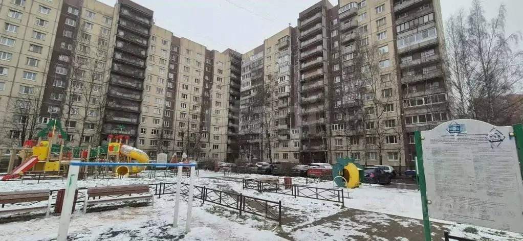 3-к кв. Санкт-Петербург просп. Кузнецова, 21 (69.0 м) - Фото 1