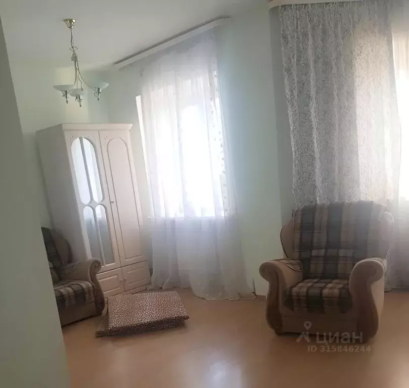 Комната Оренбургская область, Оренбург Пушкинская ул., 13 - Фото 1