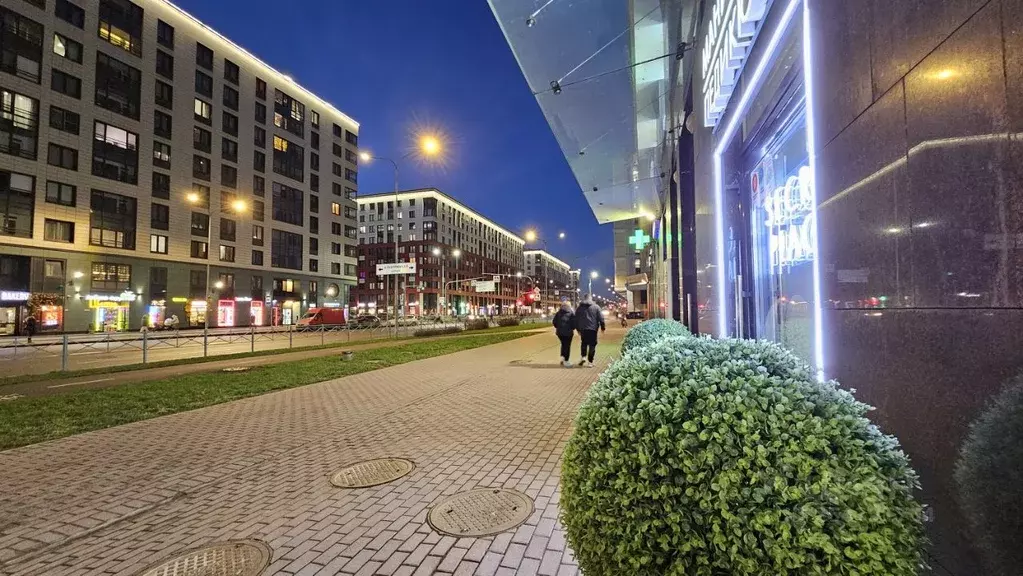 Торговая площадь в Санкт-Петербург ул. Парфеновская, 14к1 (77 м) - Фото 1