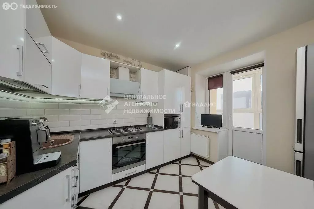 1-комнатная квартира: район Семчино, Семчинская улица, 5 (33.9 м) - Фото 1