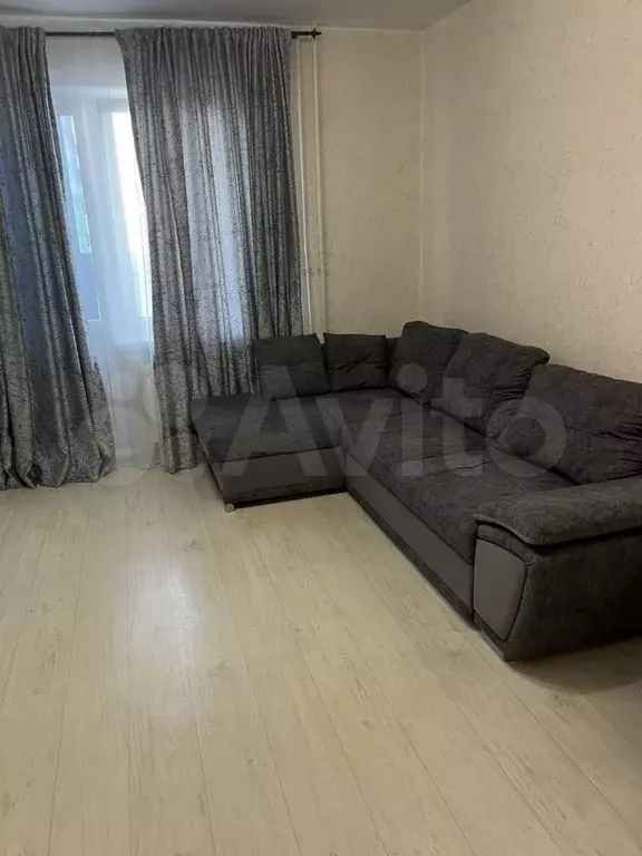 2-к. квартира, 60 м, 3/16 эт. - Фото 1