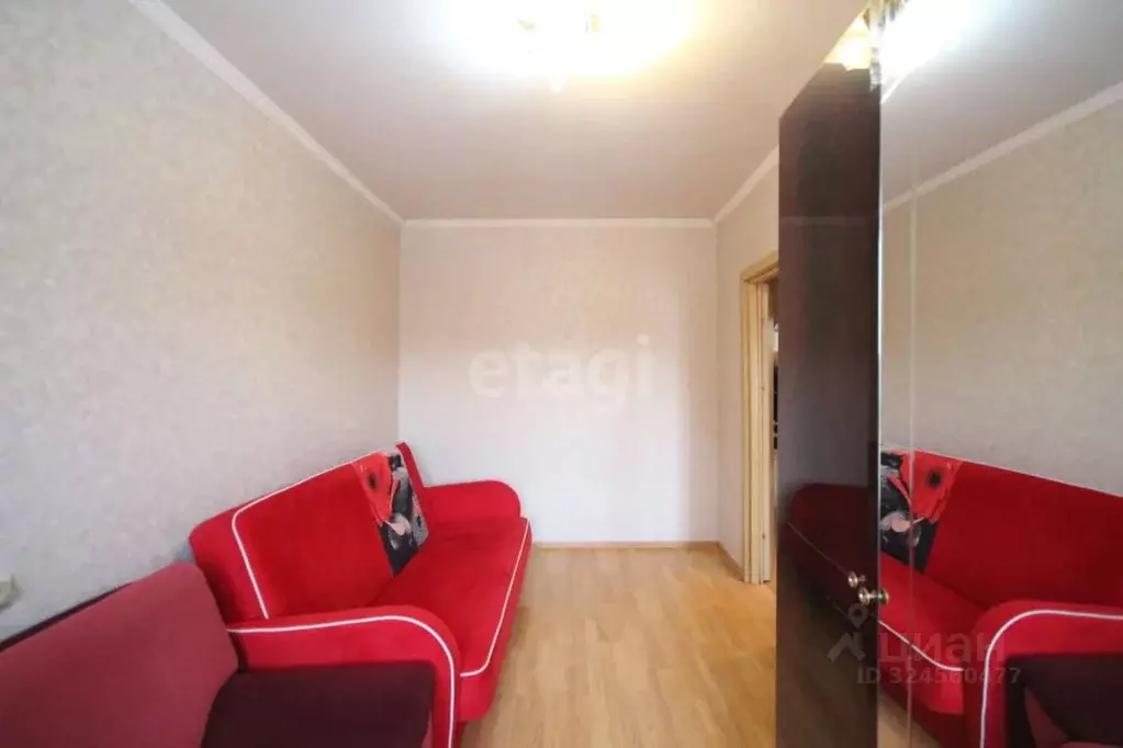 3-к кв. Ямало-Ненецкий АО, Новый Уренгой Надымская ул., 3 (69.0 м) - Фото 1