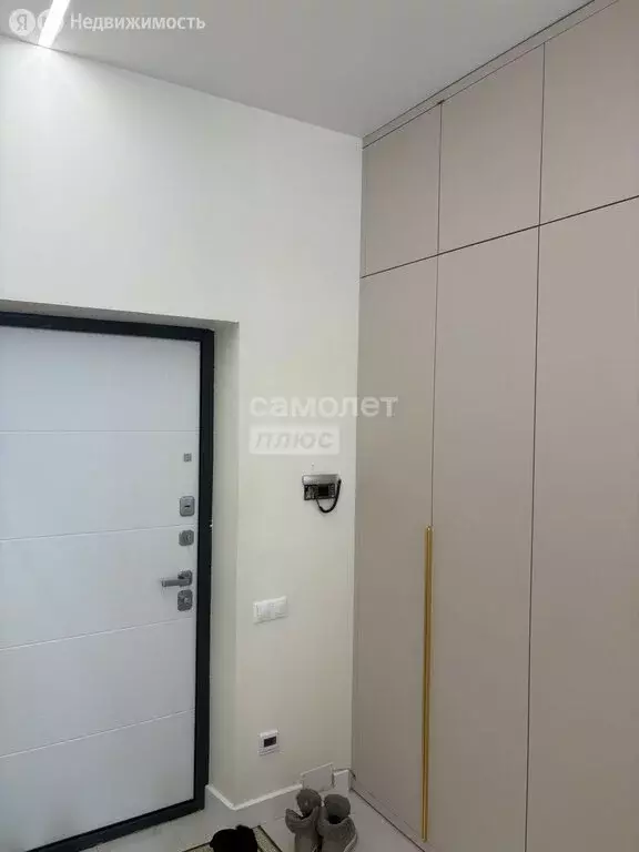 3-комнатная квартира: Уфа, улица Гоголя, 29 (70 м) - Фото 1