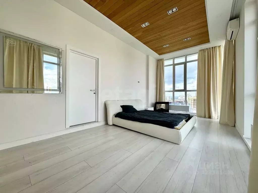 6-к кв. Башкортостан, Уфа ул. Архитектора Рехмукова, 7 (168.0 м) - Фото 1