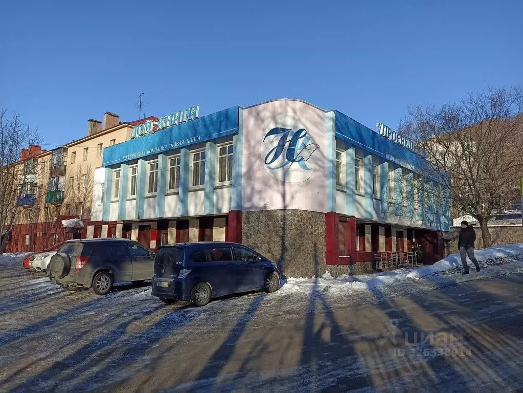 Офис в Камчатский край, Петропавловск-Камчатский ул. Атласова, 22Б ... - Фото 1