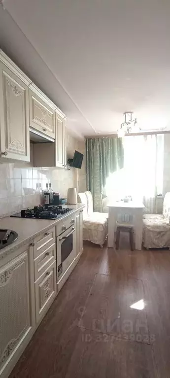 Дом в Волгоградская область, Волгоград Тирольская ул. (65 м) - Фото 1