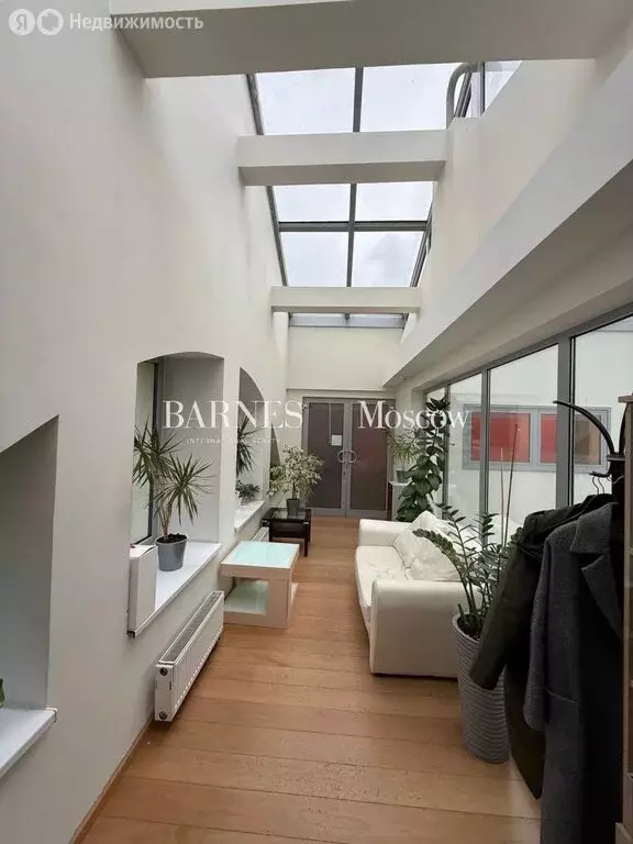 Офис (900 м) - Фото 1