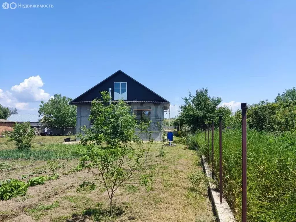 Дом в станица Суворовская, Заводская улица (70 м) - Фото 1
