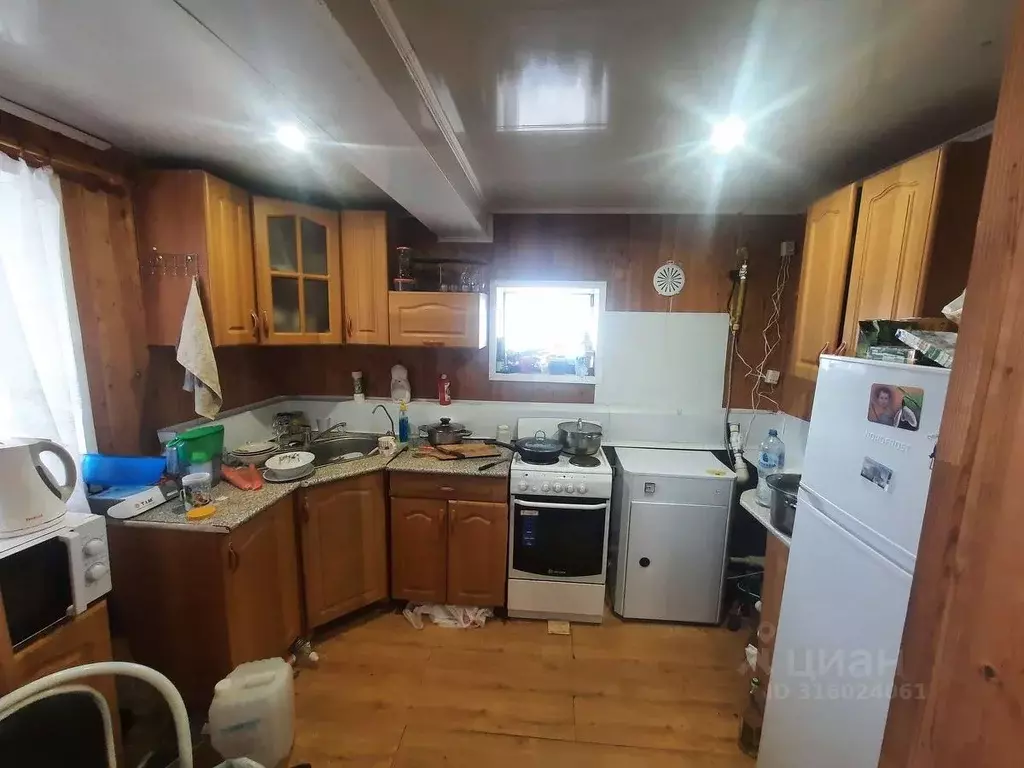 Коттедж в Белгородская область, Старооскольский городской округ, с. ... - Фото 1