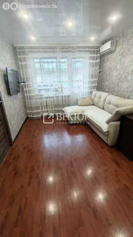 4-комнатная квартира: Кохма, Владимирская улица, 19 (59 м) - Фото 0