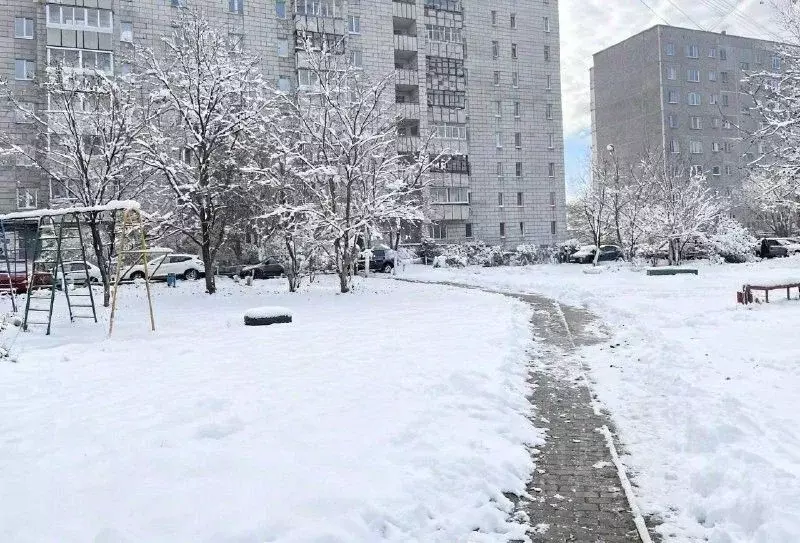 1-к кв. Свердловская область, Екатеринбург ВИЗ жилрайон,  (32.6 м) - Фото 2