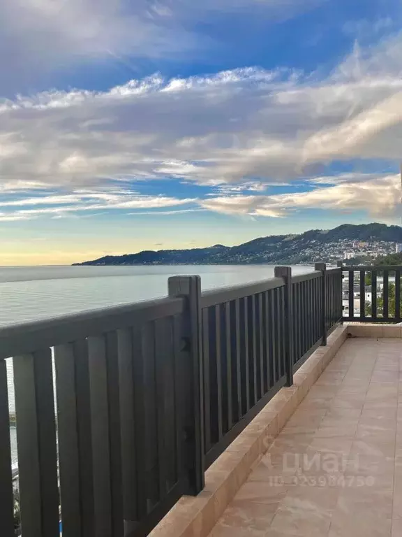 3-к кв. Краснодарский край, Сочи Новый Сочи мкр, ул. Пирогова, 5/10 ... - Фото 1