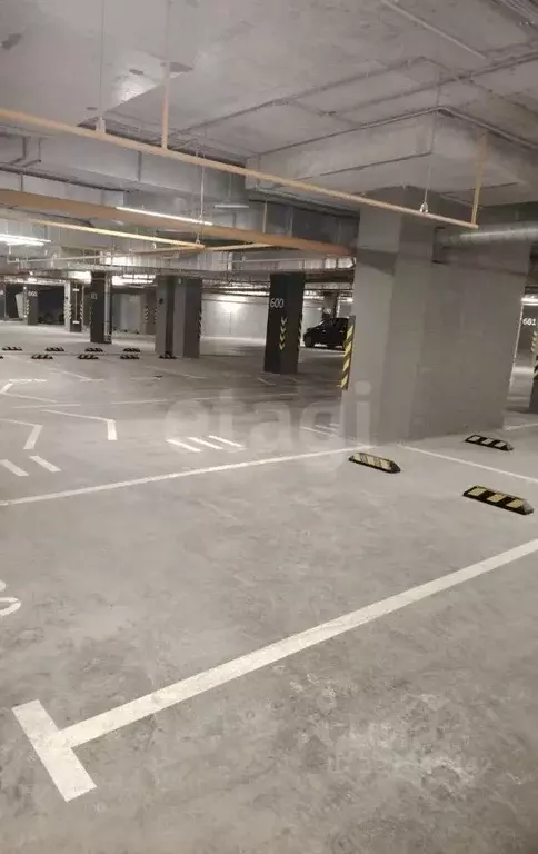 Гараж в Тюменская область, Тюмень ул. Тимофея Чаркова, 93 (13 м) - Фото 1