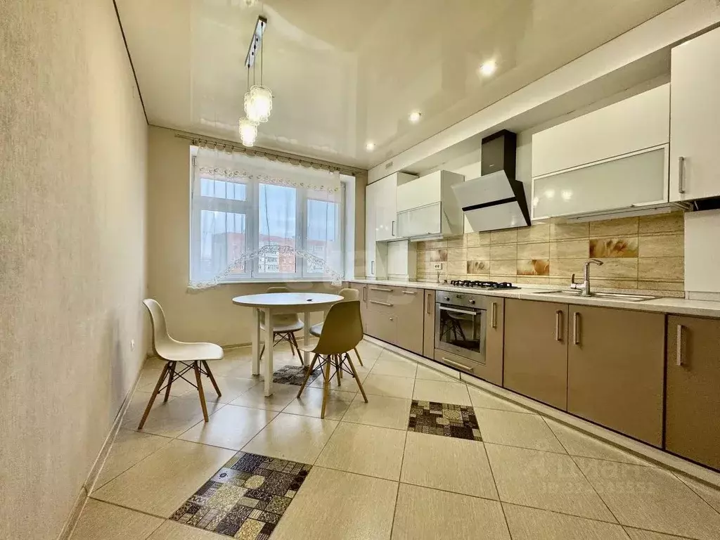 2-к кв. Калининградская область, Калининград Пражская ул., 38 (79.0 м) - Фото 2