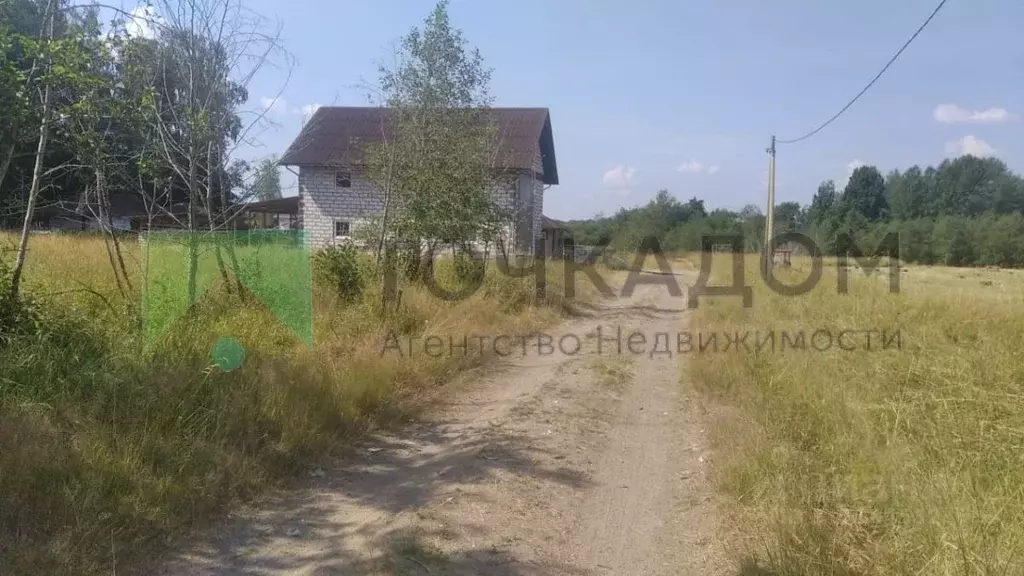 Участок в Ленинградская область, Приозерский район, Ромашкинское ... - Фото 0