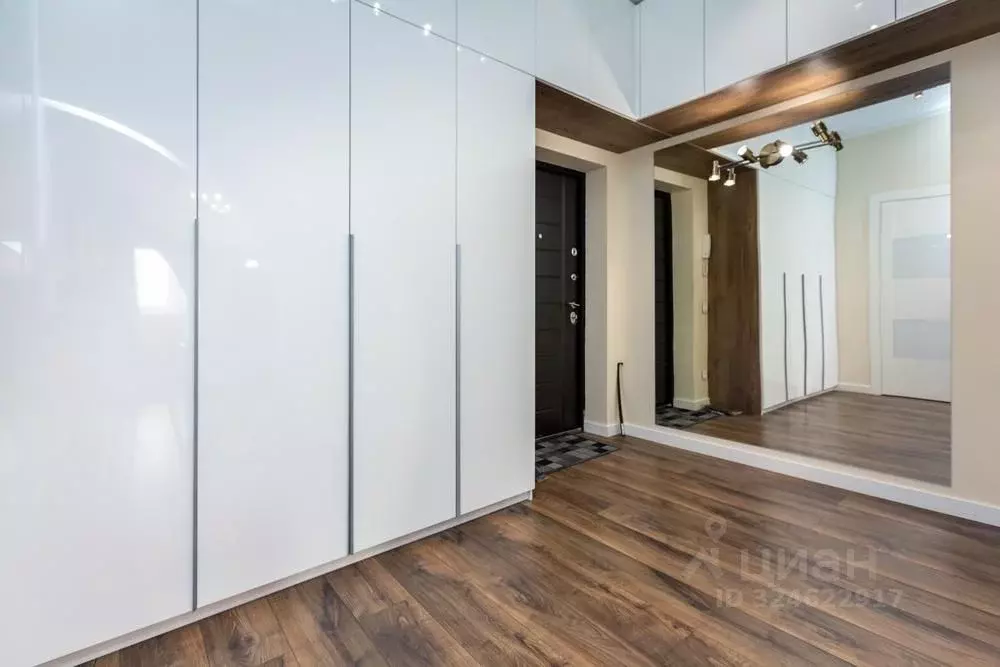 1-к кв. Тюменская область, Тюмень ул. Малыгина, 90 (55.0 м) - Фото 2