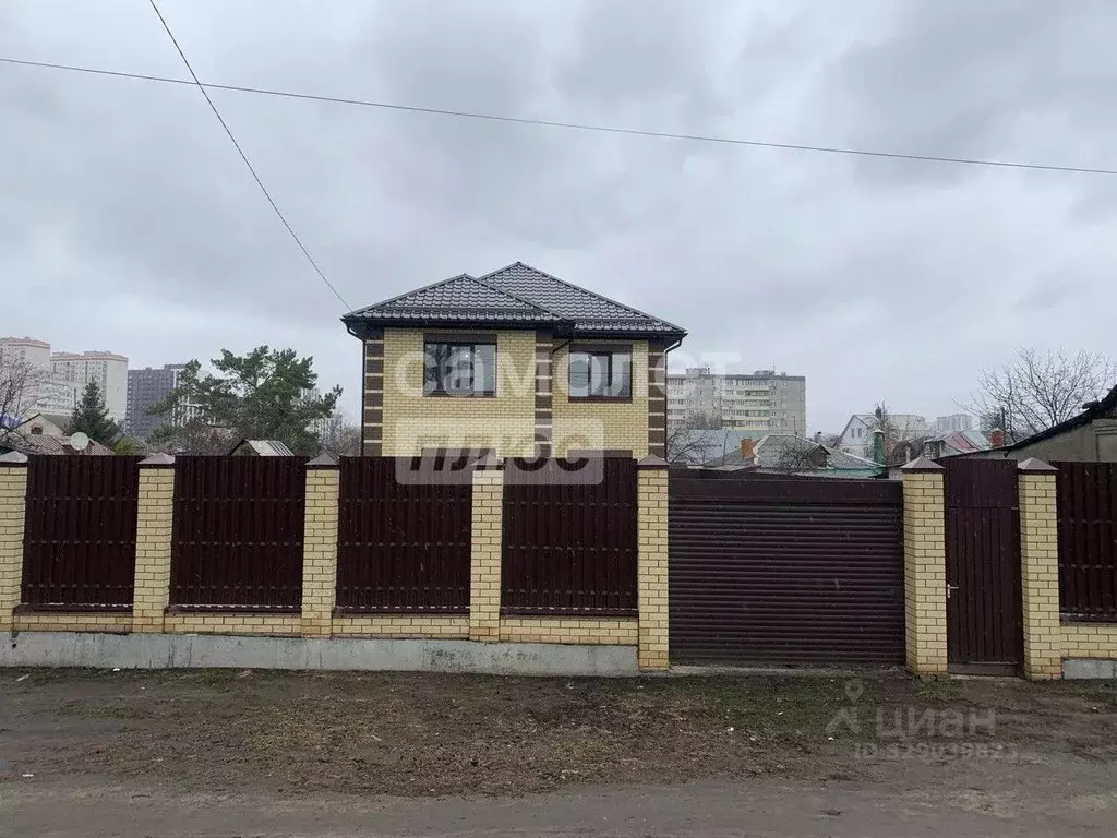 Дом в Воронежская область, Воронеж ул. Матросова, 42 (273 м) - Фото 1