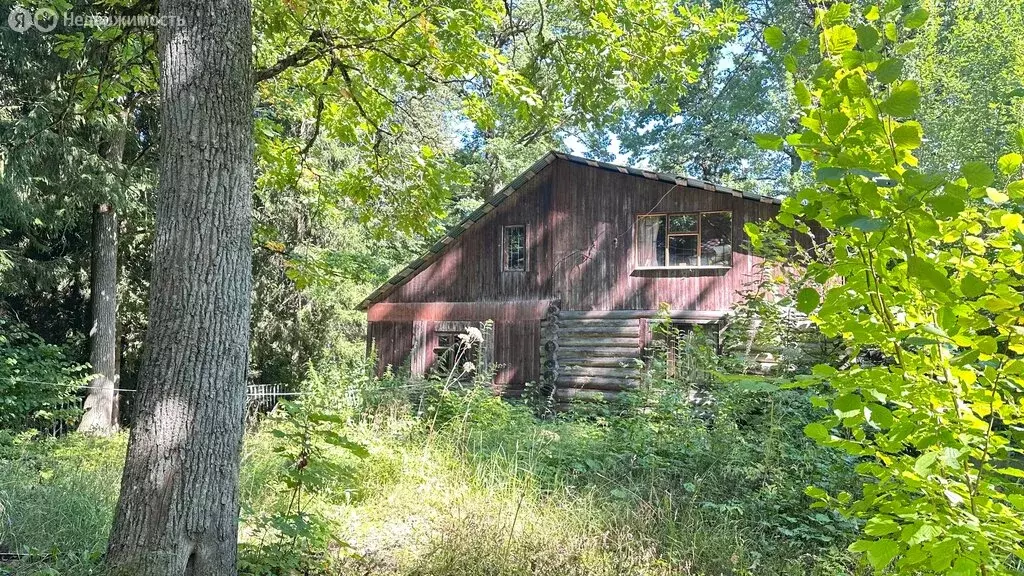 Дом в село Абрамцево, улица Суворова, 50 (177.5 м) - Фото 1