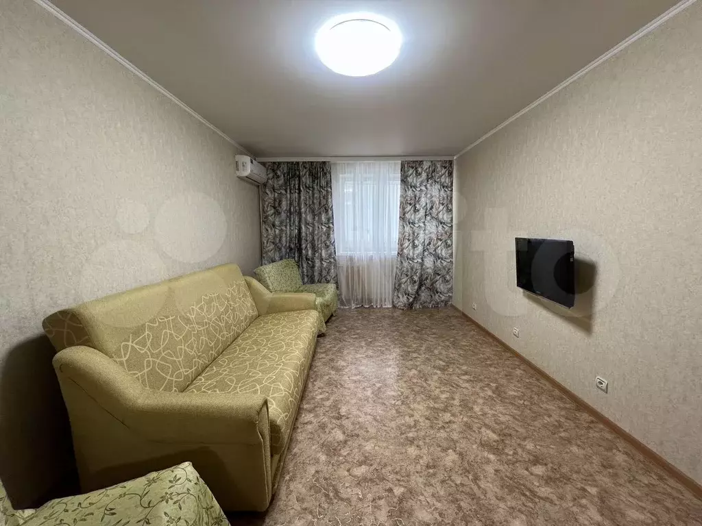 2-к. квартира, 56 м, 6/10 эт. - Фото 0
