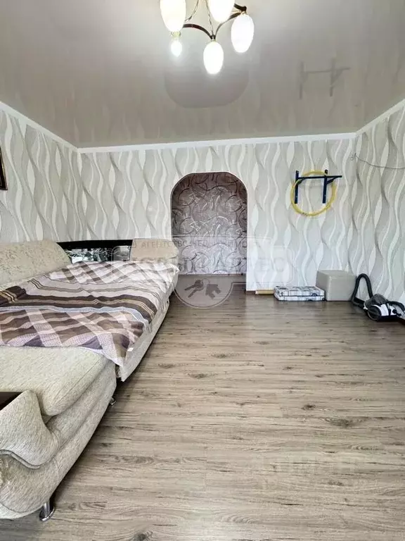 3-к кв. Приморский край, Арсеньев ул. Островского, 7 (68.5 м) - Фото 0