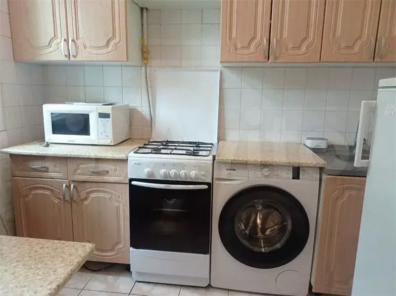 2-к. квартира, 53 м, 1/5 эт. - Фото 0