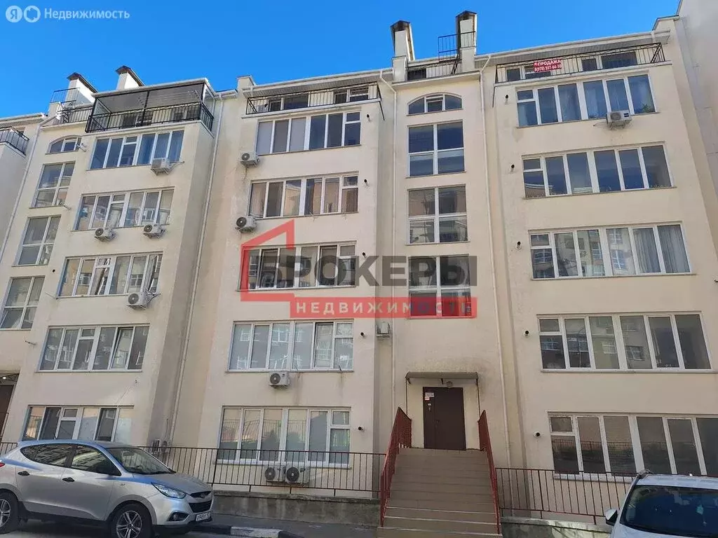 3-комнатная квартира: Севастополь, улица Вакуленчука, 28 (82 м) - Фото 0