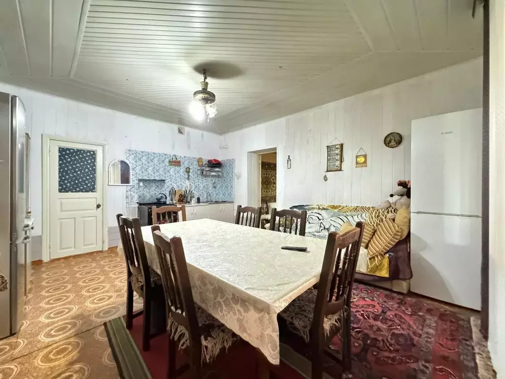 Дом в Кабардино-Балкария, Нальчик ул. Братьев Кардановых, 19 (179 м) - Фото 1
