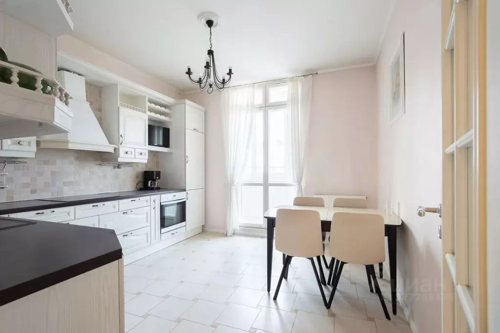 3-к кв. Санкт-Петербург ул. Куйбышева, 26к2 (110.0 м) - Фото 1