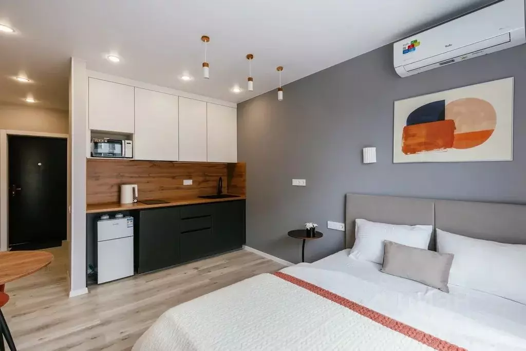 Студия Тюменская область, Тюмень ул. 50 лет Октября, 63Г (25.0 м) - Фото 1