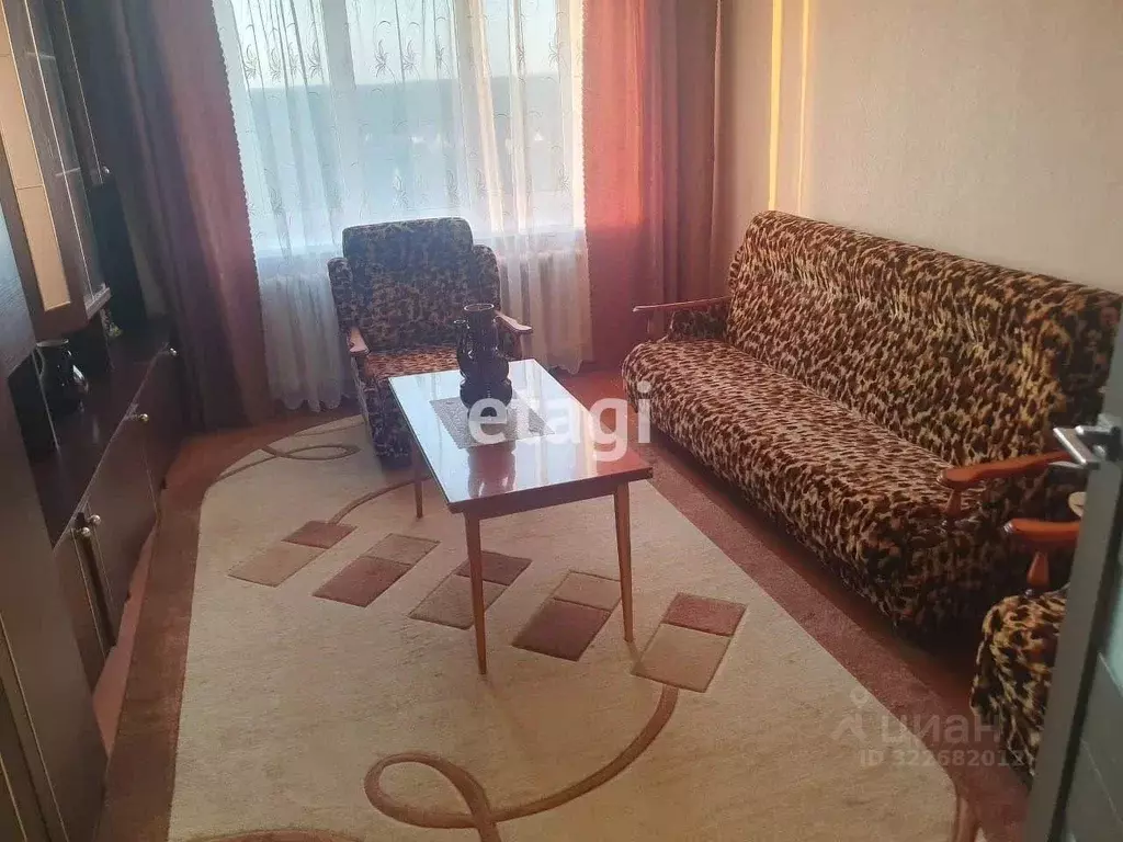 2-к кв. Владимирская область, Покров Покров городской округ, ул. 3-го ... - Фото 1