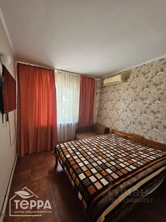 3-к кв. Крым, Евпатория ул. Санаторская, 17 (65.0 м) - Фото 0