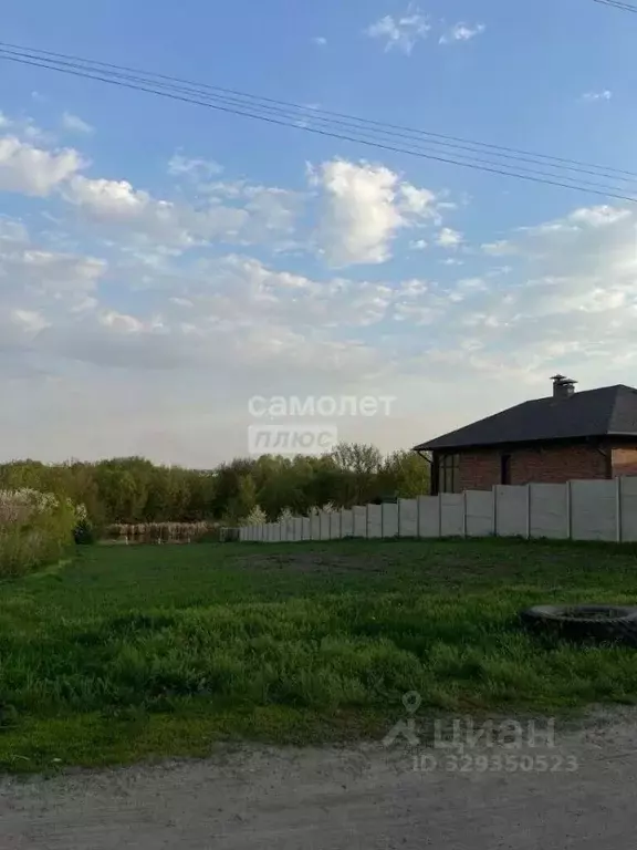 Участок в Курская область, Курский район, Клюквинский сельсовет, д. ... - Фото 1