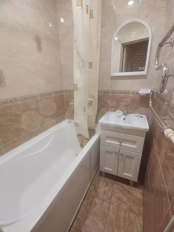 2-к. квартира, 46 м, 1/5 эт. - Фото 1
