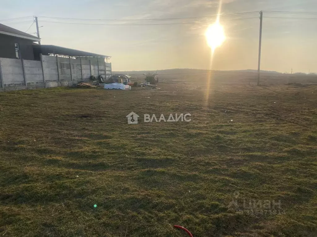 Участок в Севастополь с. Вишневое, ул. Аметхан-Султан (8.0 сот.) - Фото 1