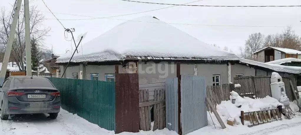 Дом в Кемеровская область, Кемерово Елыкаевская ул. (41 м) - Фото 1
