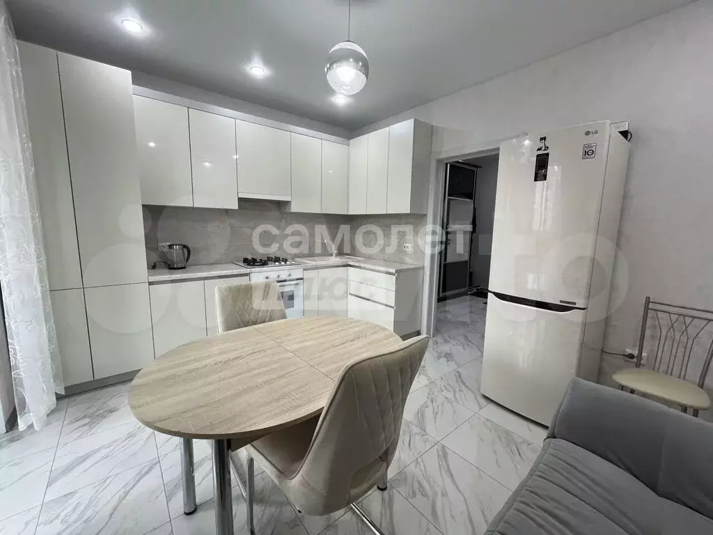 1-к. квартира, 51 м, 7/9 эт. - Фото 0
