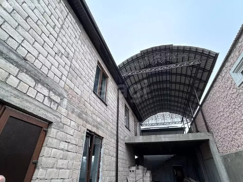 Дом в Владикавказ, СНТ Хурзарин (300 м) - Фото 2