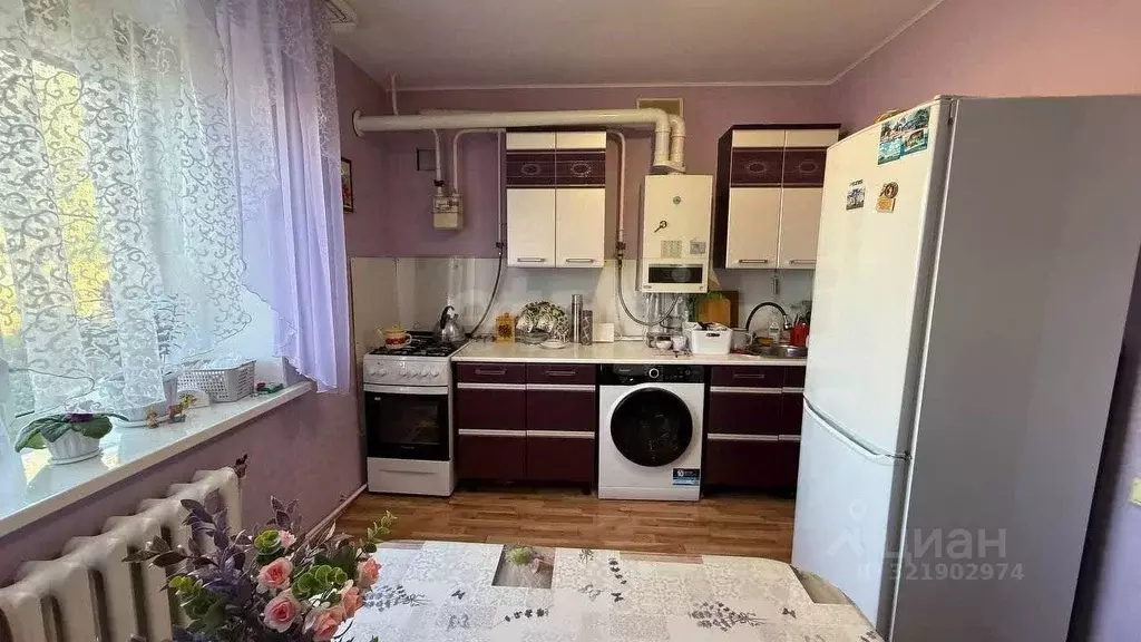 1-к кв. Башкортостан, Бирск Интернациональная ул., 122 (33.1 м) - Фото 0