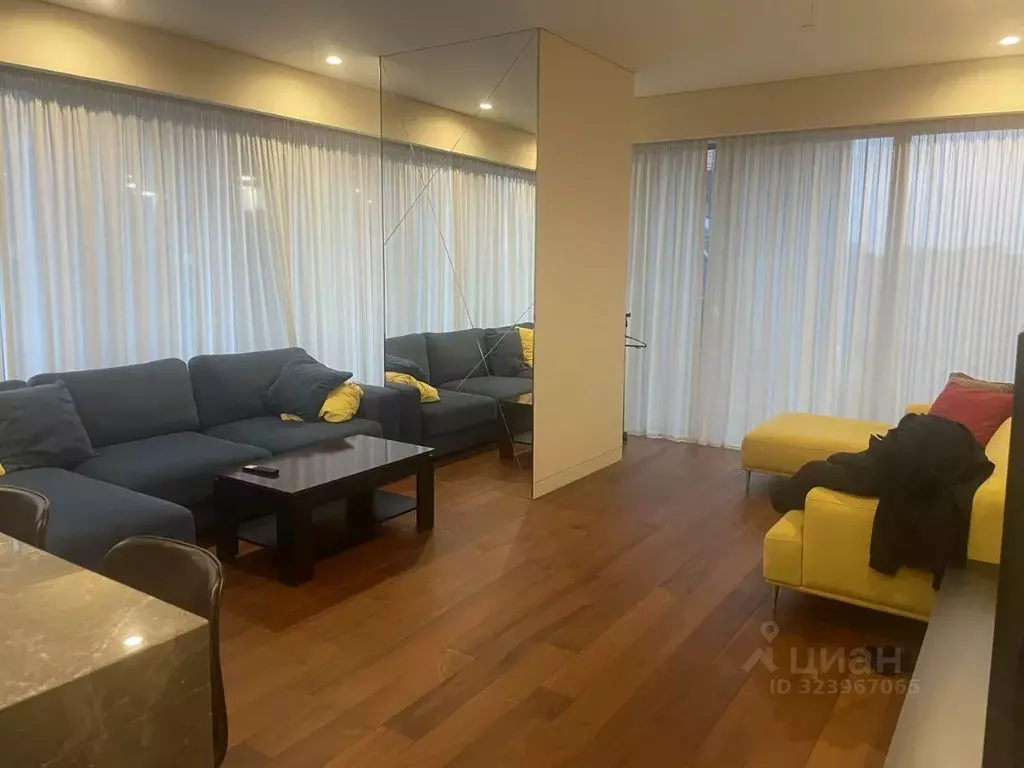 2-к кв. Москва 1-й Красногвардейский проезд, 21с1 (100.0 м) - Фото 1