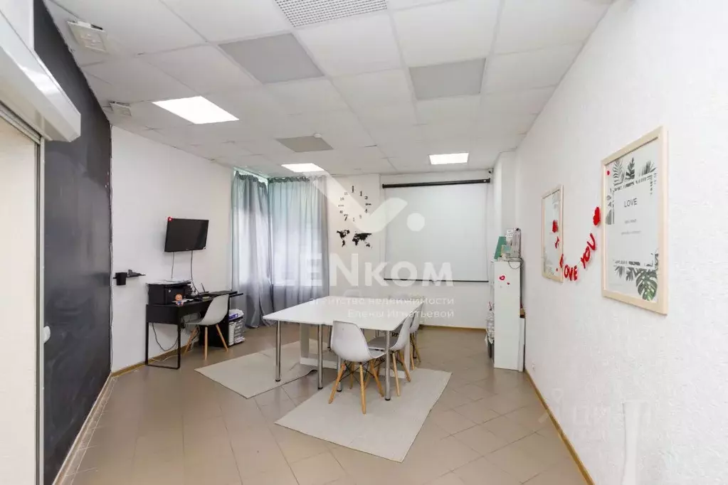 Помещение свободного назначения в Удмуртия, Ижевск ул. 40 лет ВЛКСМ, ... - Фото 2