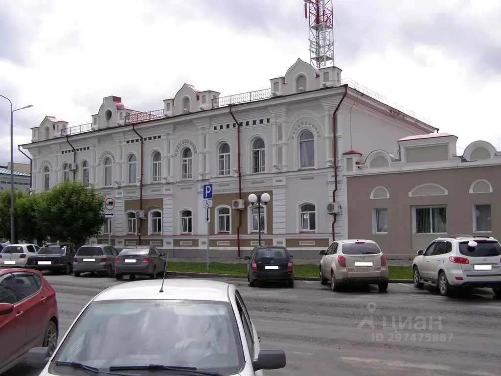 Помещение свободного назначения в Тюменская область, Ишим ул. ... - Фото 1