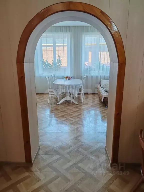 Дом в Бурятия, Улан-Удэ Тулунжа мкр, ул. 40 лет Победы, 2 (355 м) - Фото 2