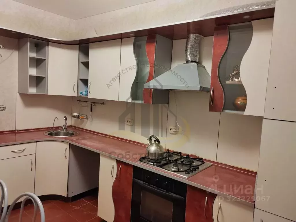 2-к кв. Белгородская область, Губкин ул. Петра Великого, 6 (62.0 м) - Фото 1