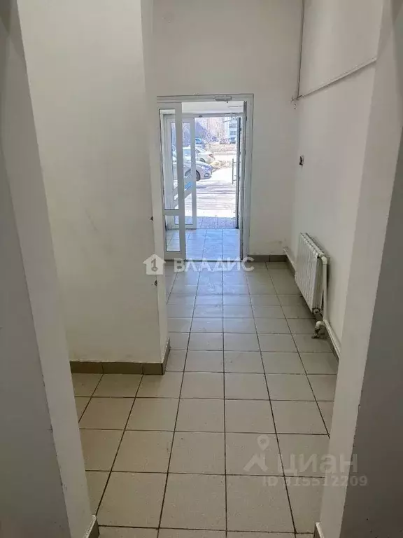 Помещение свободного назначения в Татарстан, Казань ул. Гаврилова, 30 ... - Фото 1
