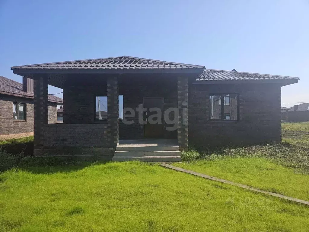 Дом в Башкортостан, Кармаскалинский район, Кабаковский сельсовет, д. ... - Фото 1