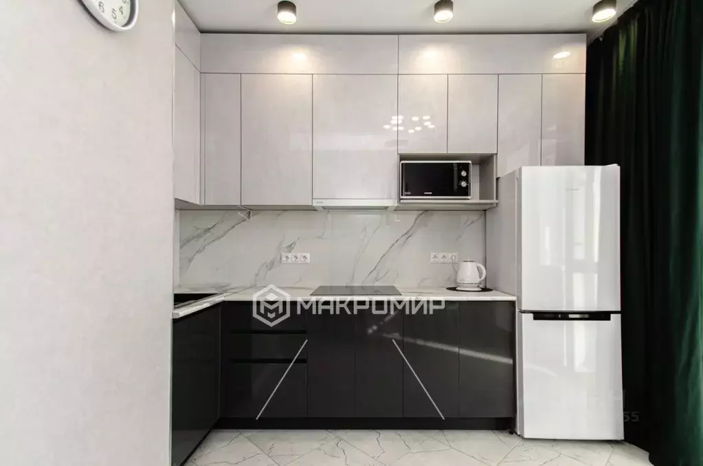 1-к кв. Брянская область, Брянск Советская ул., 105А (40.0 м) - Фото 2