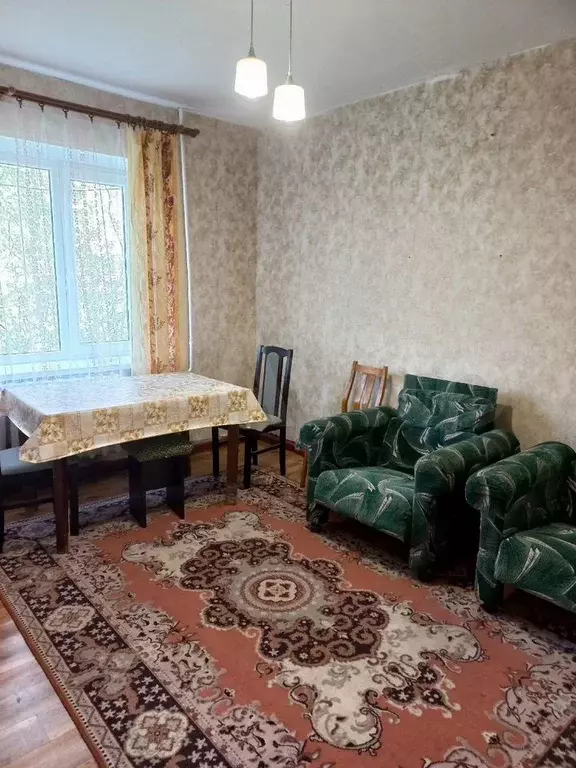 2-к. квартира, 60 м, 1/2 эт. - Фото 1