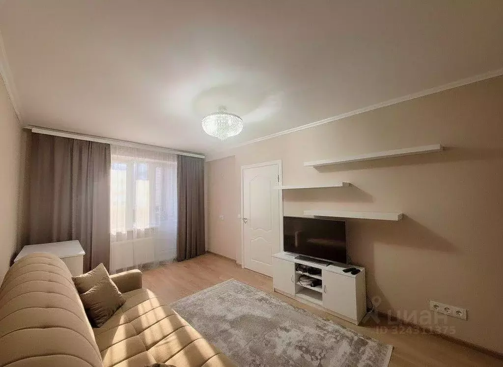 1-к кв. Нижегородская область, Нижний Новгород Вятская ул., 1 (37.0 м) - Фото 1