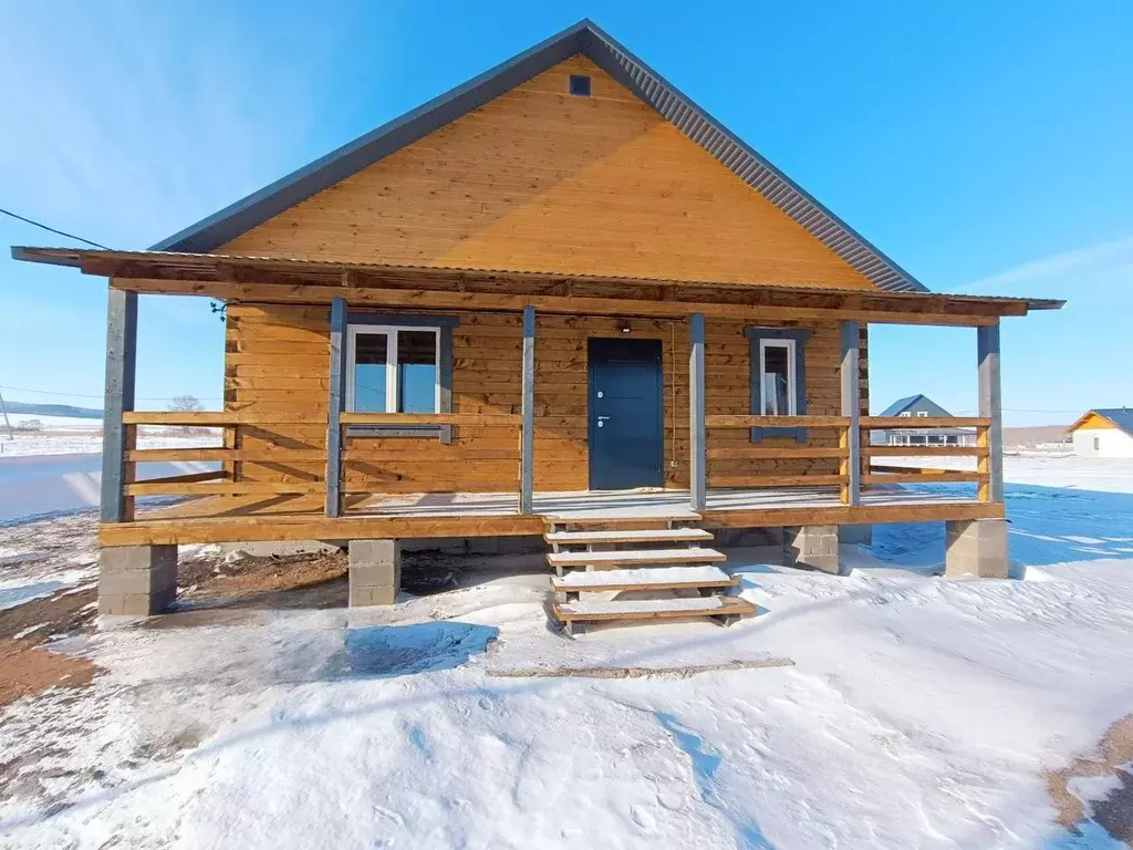 Дом в Башкортостан, Уфимский район, Дмитриевский сельсовет, д. ... - Фото 1